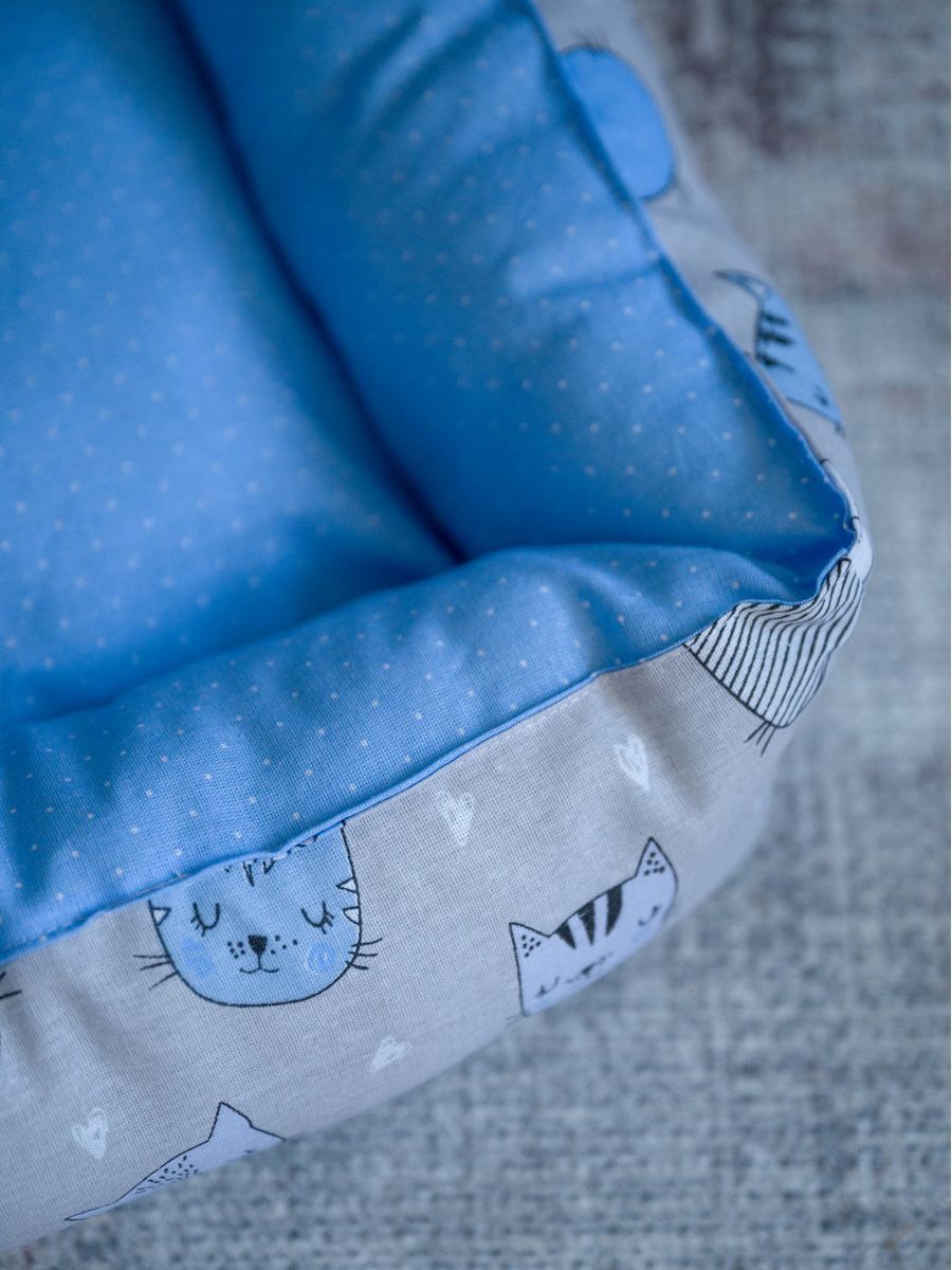 снимок Лежак для кошек и собак "кошки" от магазина BIO-TEXTILES ОПТ